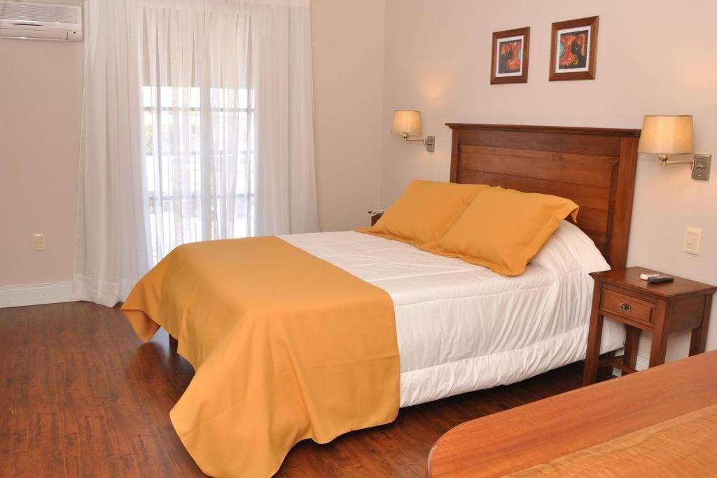 Ayres House Bed & Breakfast Colonia del Sacramento Exterior photo