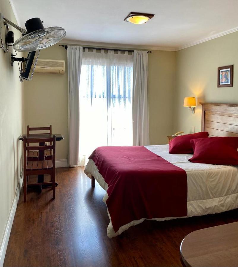 Ayres House Bed & Breakfast Colonia del Sacramento Exterior photo